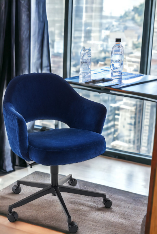 Saarinen Relax Conference Chair 5-Star Swivel Base with Armrest Knoll Interntional 