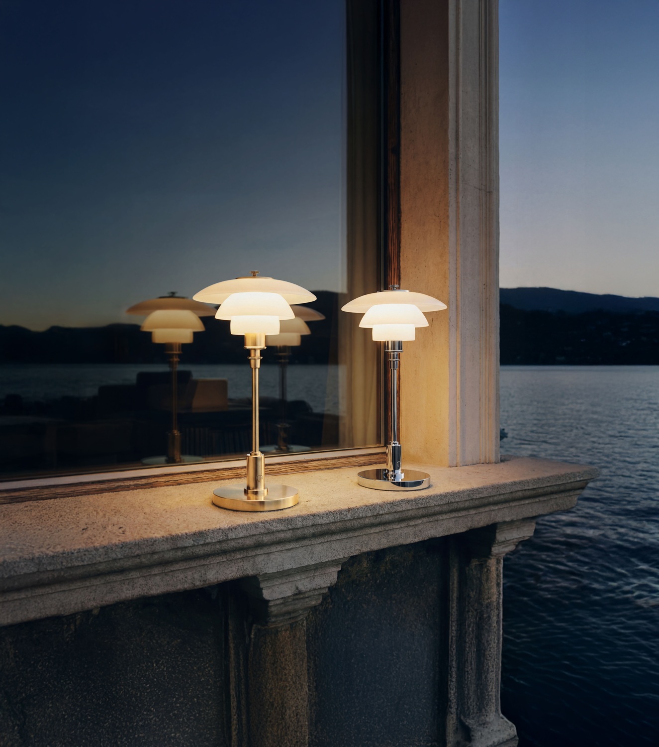 PH 1/1 Portable lamp / Table lamp Louis Poulsen
