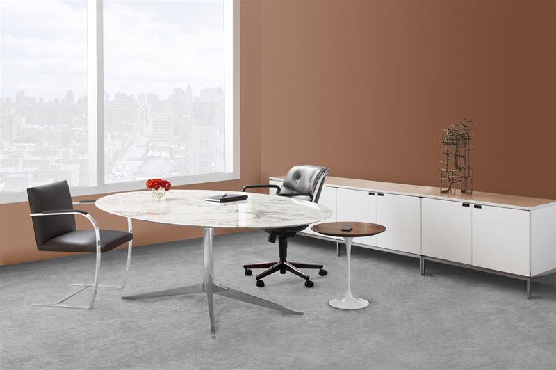 Florence Oval Table Knoll International