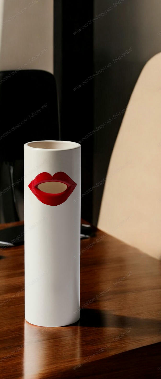 Impronta vase Bocca Cassina
