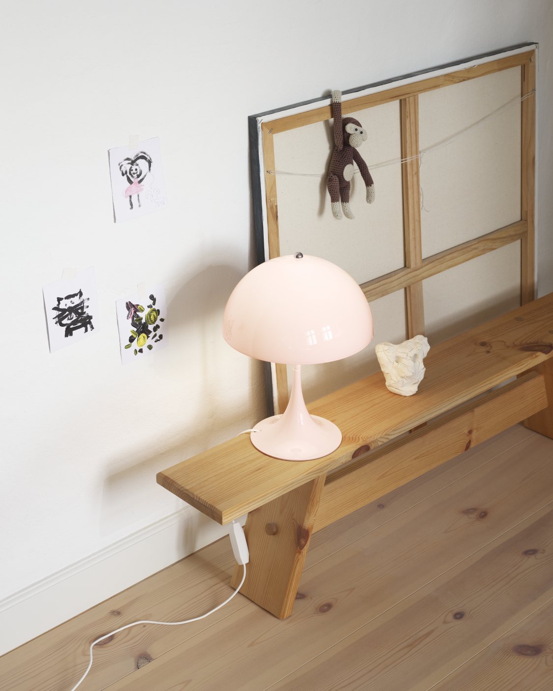 Panthella 250 Table lamp LED Louis Poulsen Opal Pale rose