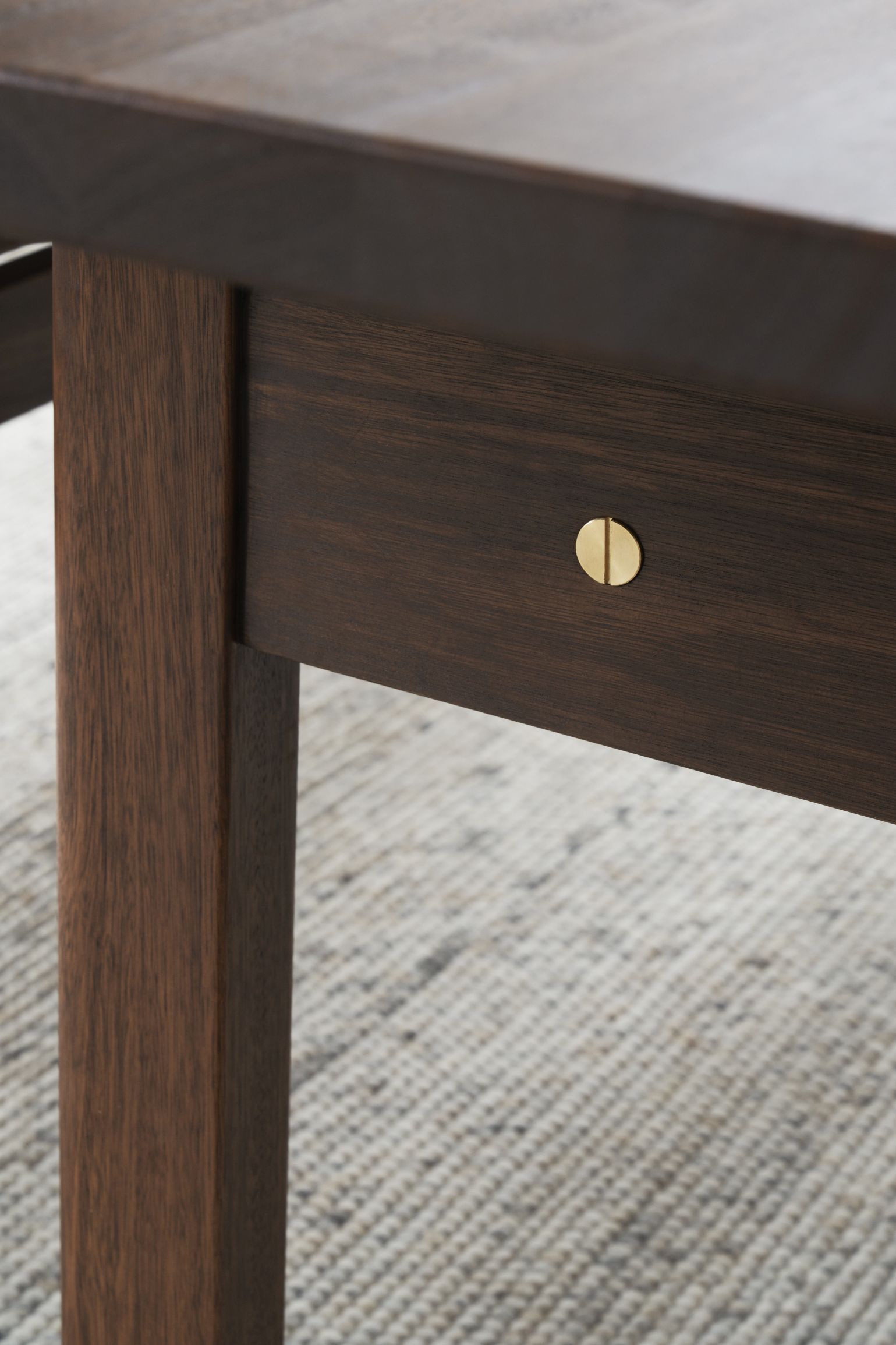 Asserbo Series Table Dark Oiled Eucalyptus Carl Hansen & Søn