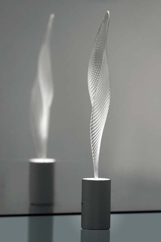 Cosmic Leaf Terra Stehleuchte Artemide