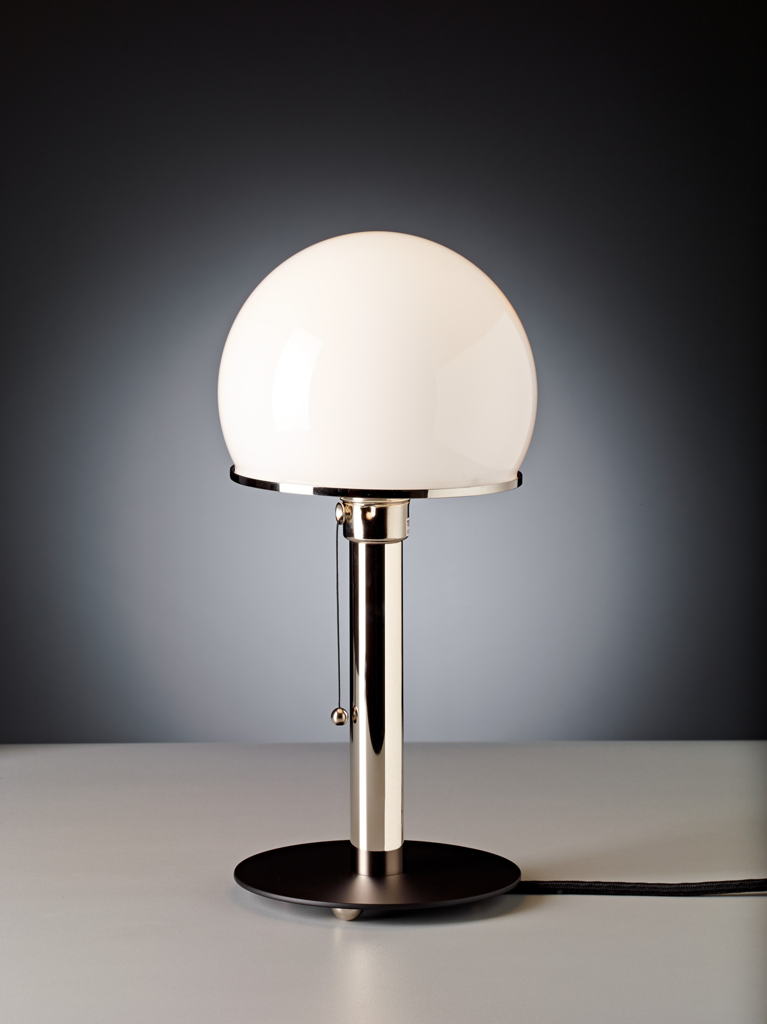 WA 23 SW / WA23SW Wagenfeld Table lamp Tecnolumen