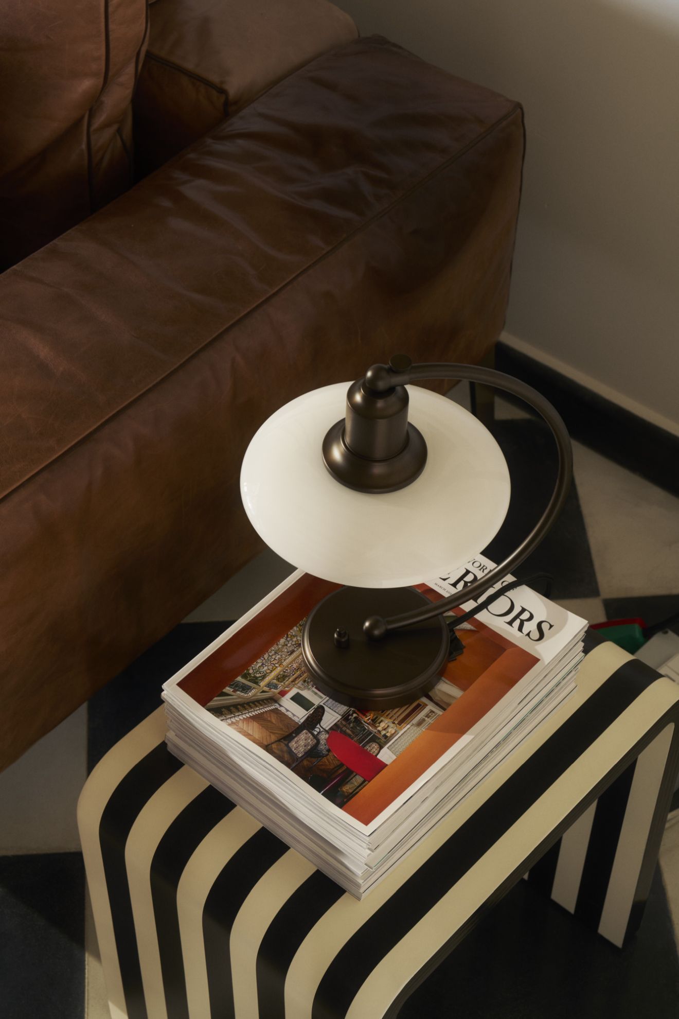 PH 2/2 Luna Aged Brass Opal table lamp Louis Poulsen
