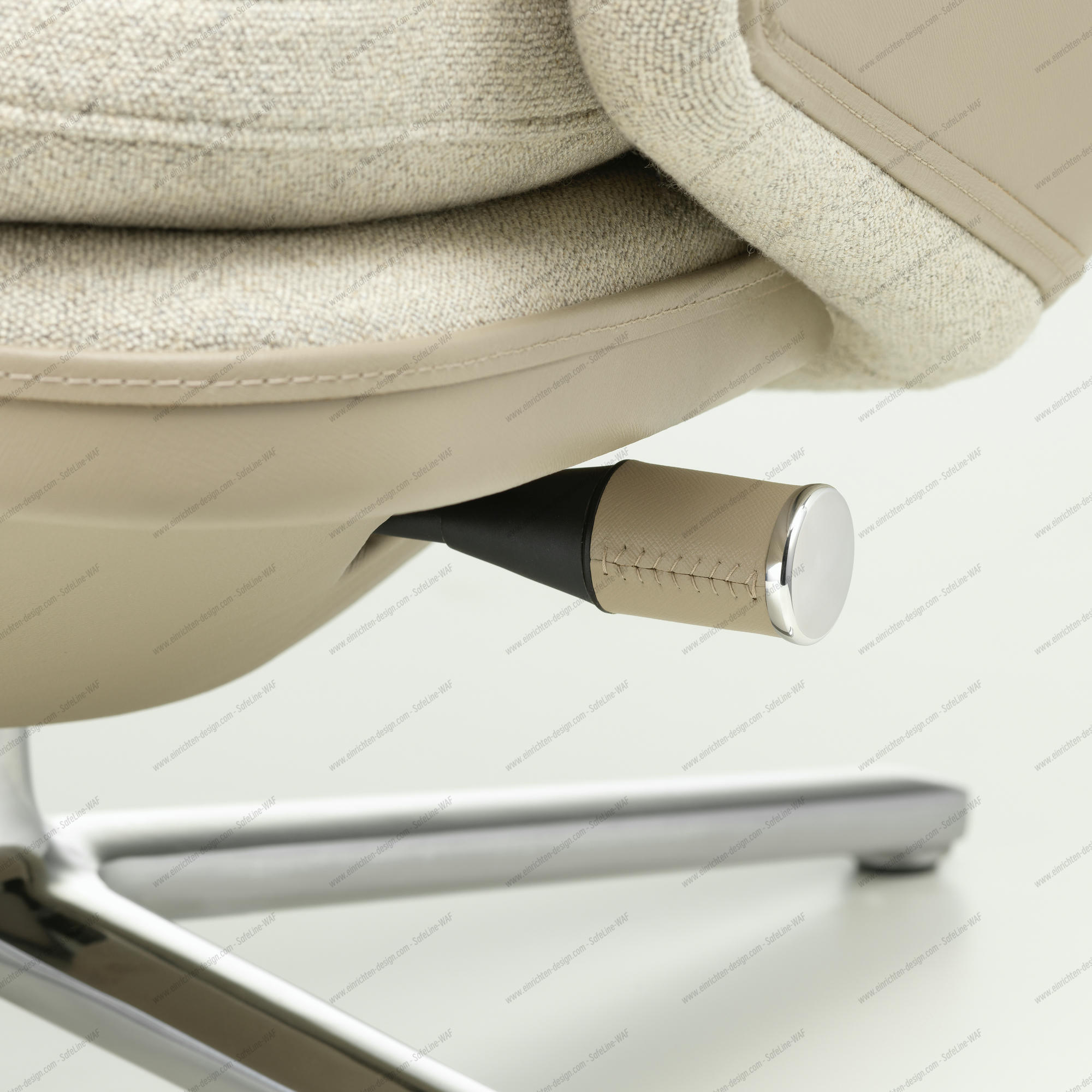 Grand Relax Armchair & Ottoman Vitra
