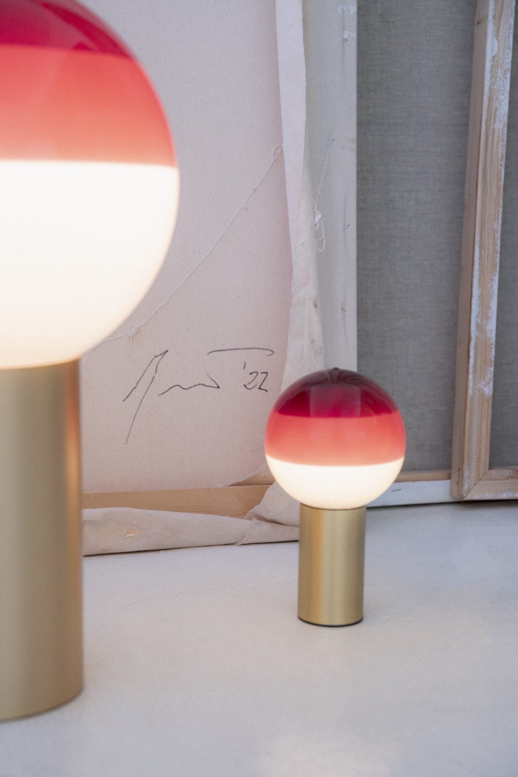 Dipping Light M LED Table lamp Marset