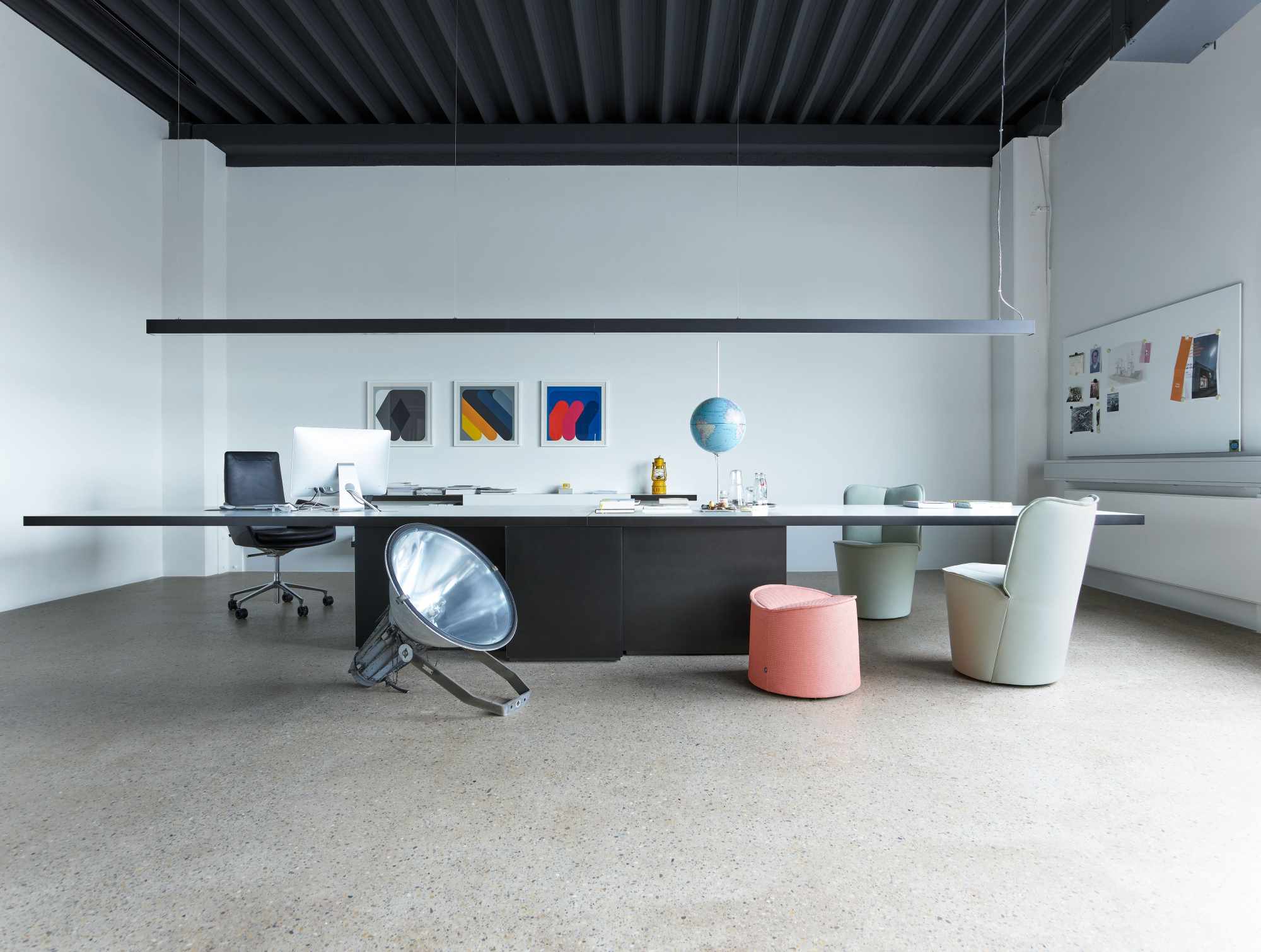 Nenou Armchair Cor