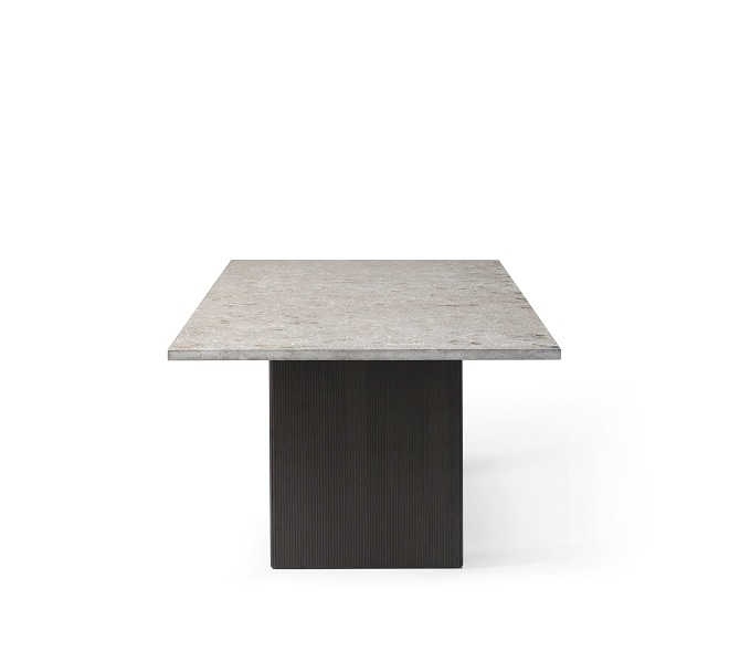 Cabin Square Table Vipp dining table