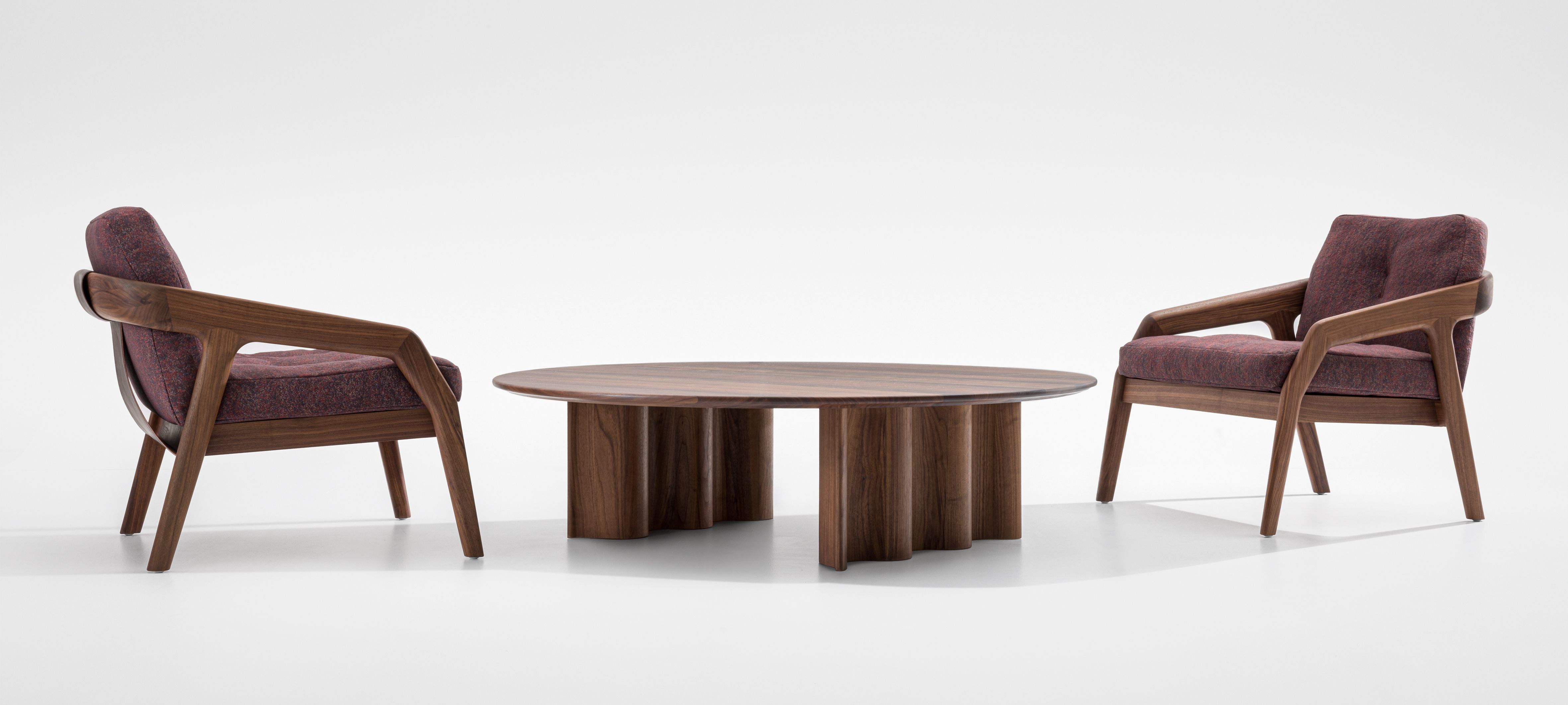 Curtain coffee table round walnut Zeitraum