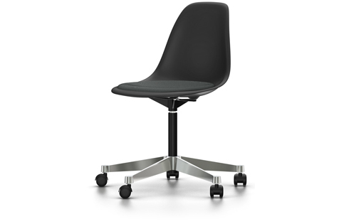 Eames Plastic Side Chair PSCC Swivel chair with seat cushion Vitra