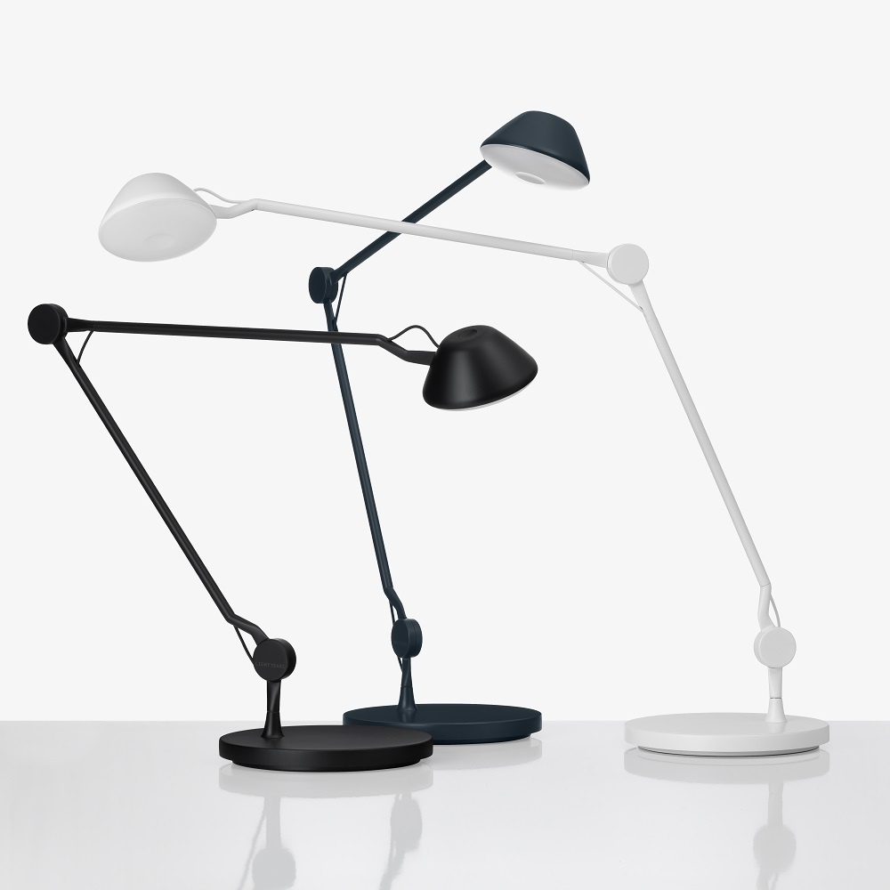 AQ01 Table lamp Fritz Hansen