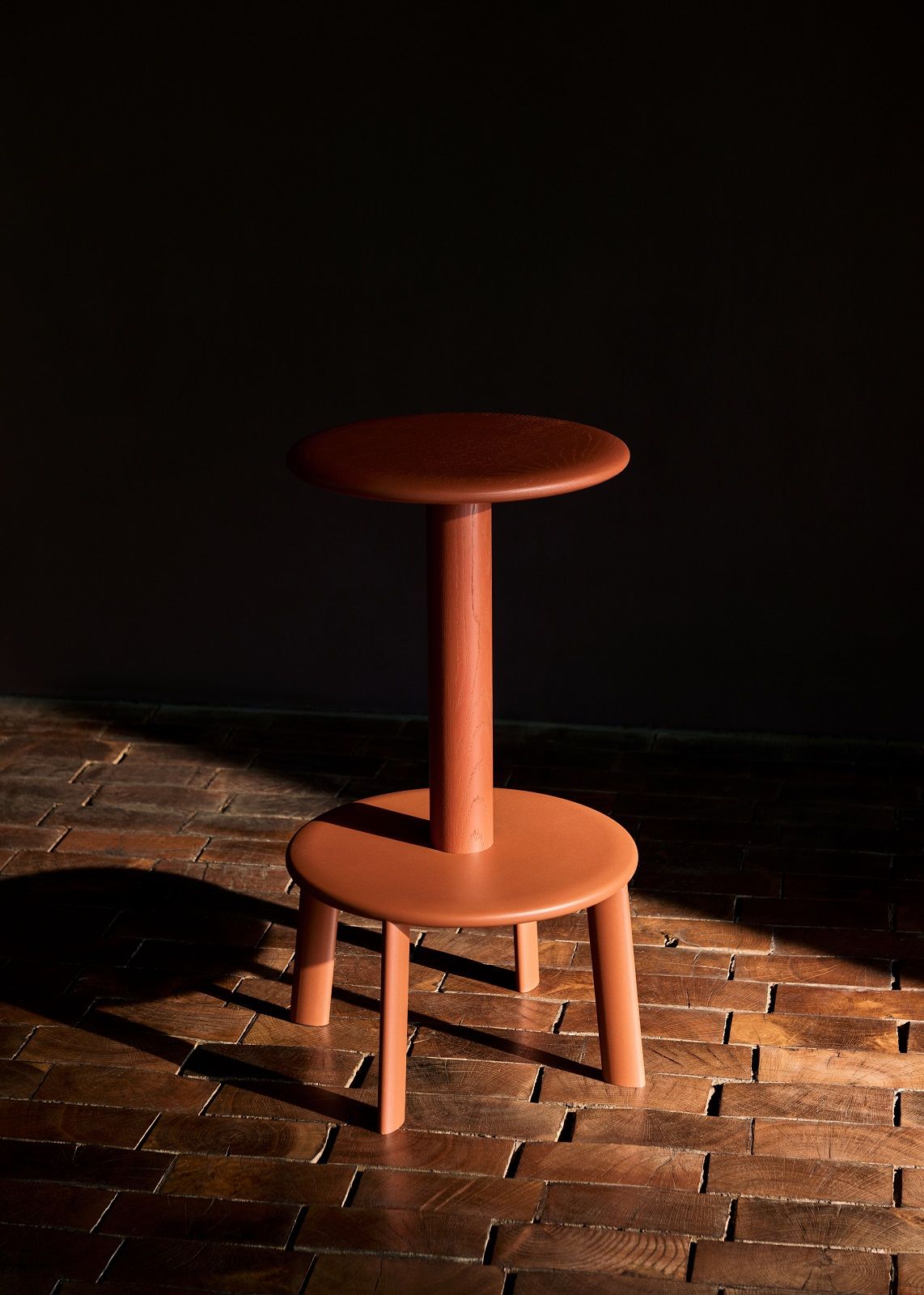 Massif AV39 / AV40 Stool AndTradition