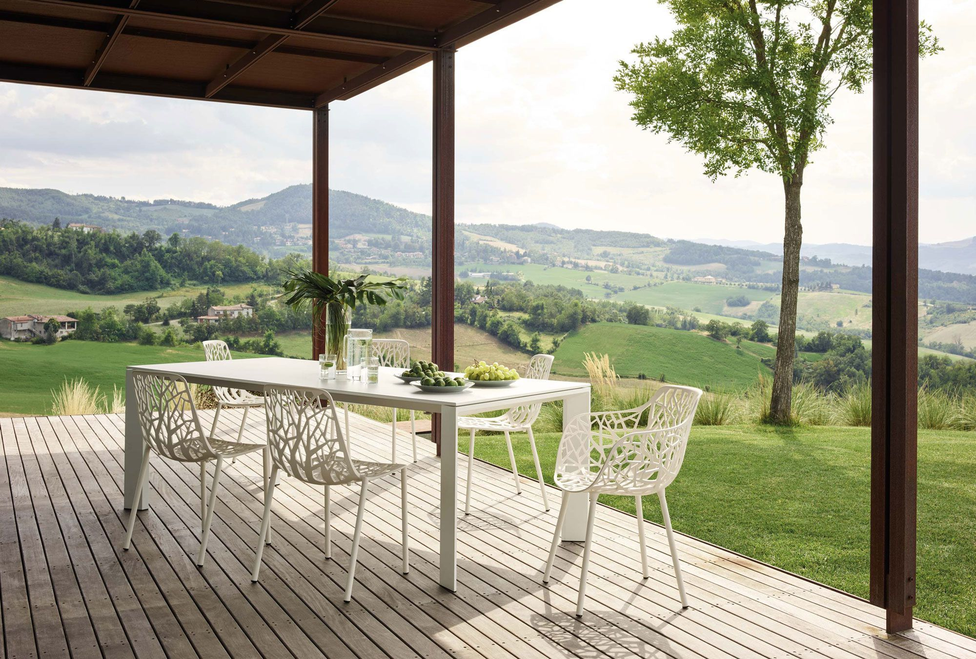 Forest Outdoor Chair Fast white