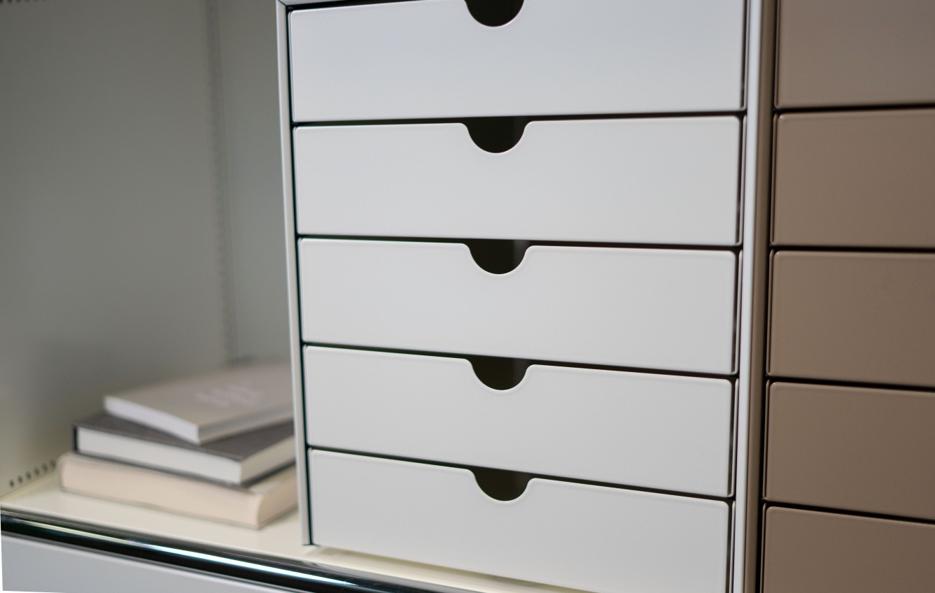 USM Haller Inos box set C4 with 5 closed trays Home Office