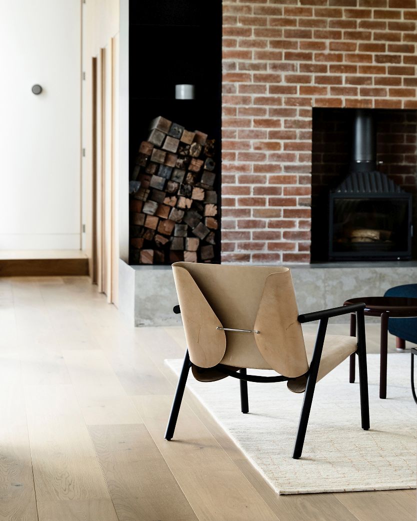 1085 Edition Kristalia lounge chair