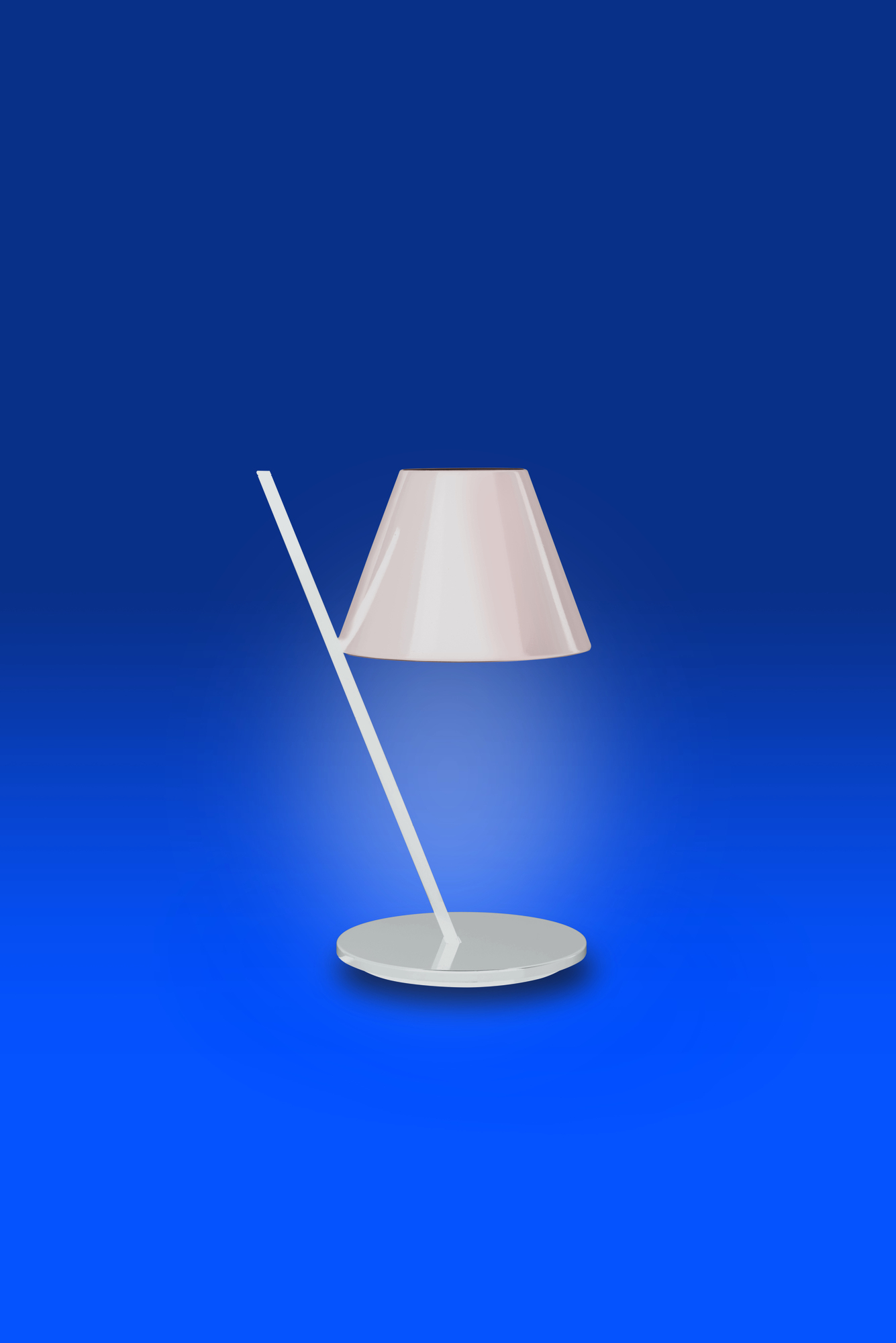 La Petite table lamp Artemide