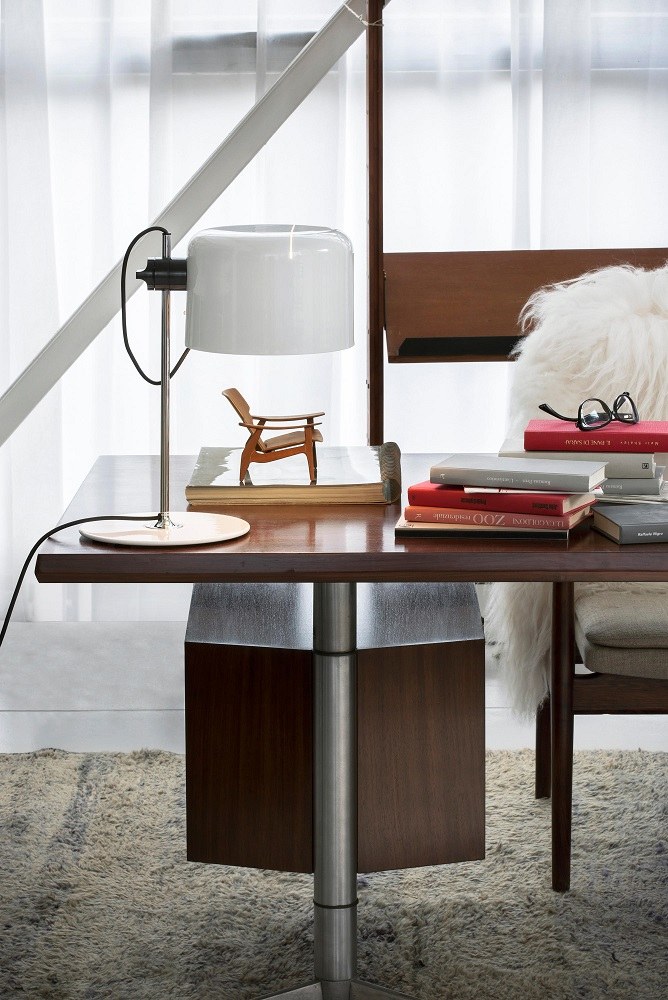 Coupé Table lamp Oluce