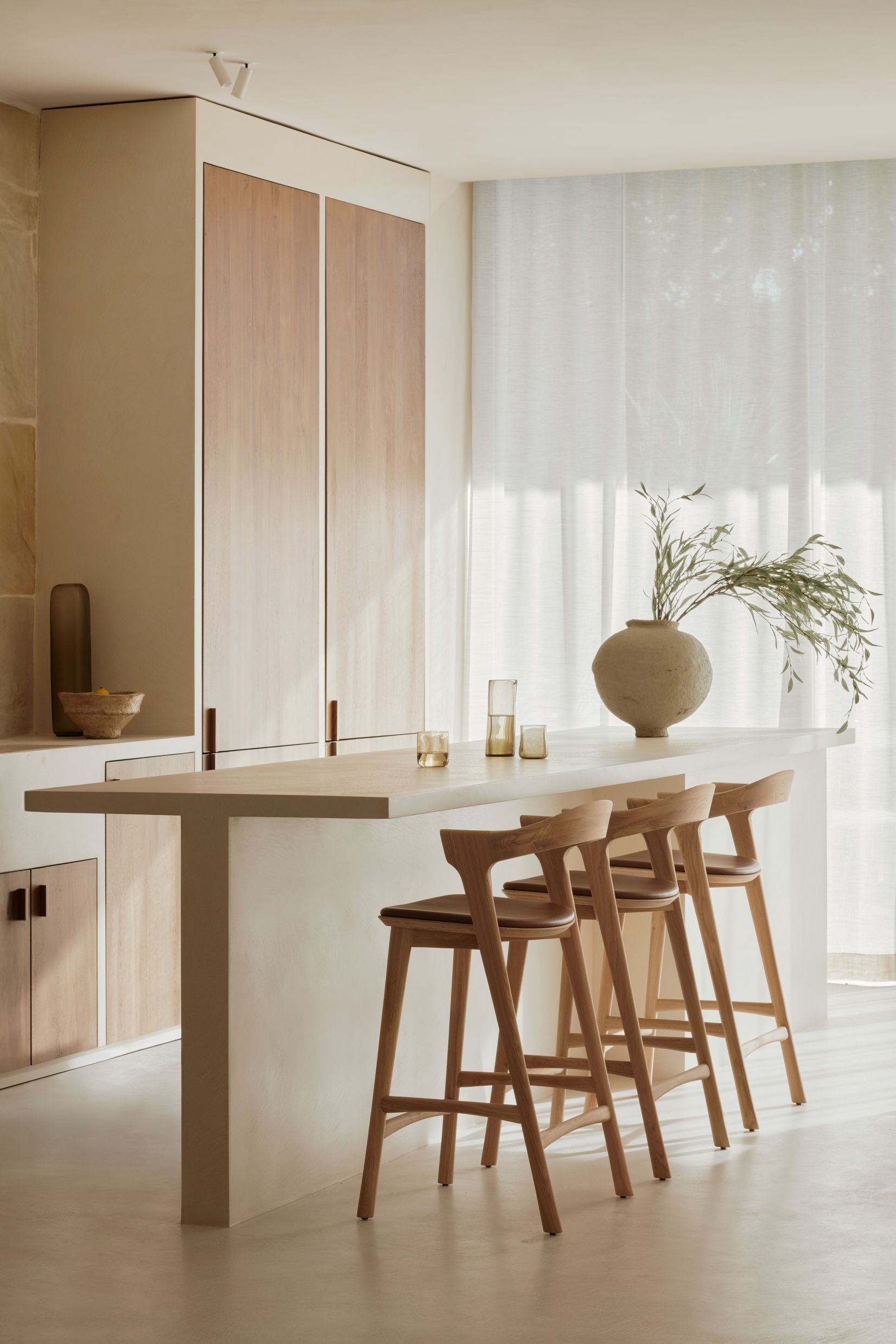 Bok Barstool with cushion H93cm Ethnicraft