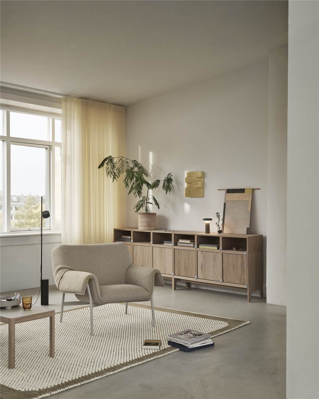Post Floor Lamp Muuto Black MUUTO 22600