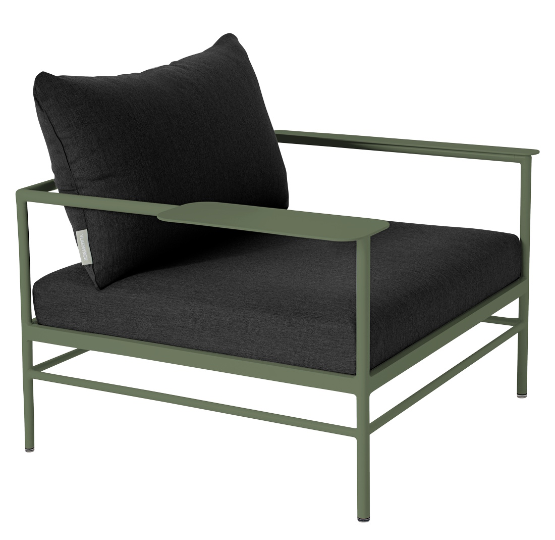Rivage lounge chair with armrests Outdoor Fermob