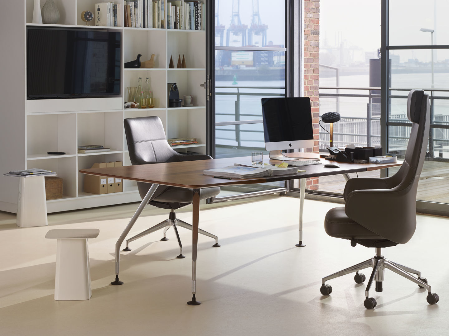 Grand Executive Highback Chair Vitra