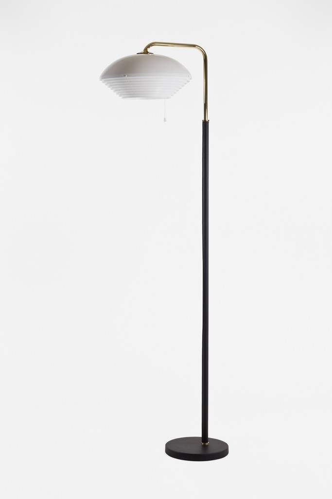A811 Floor lamp Artek