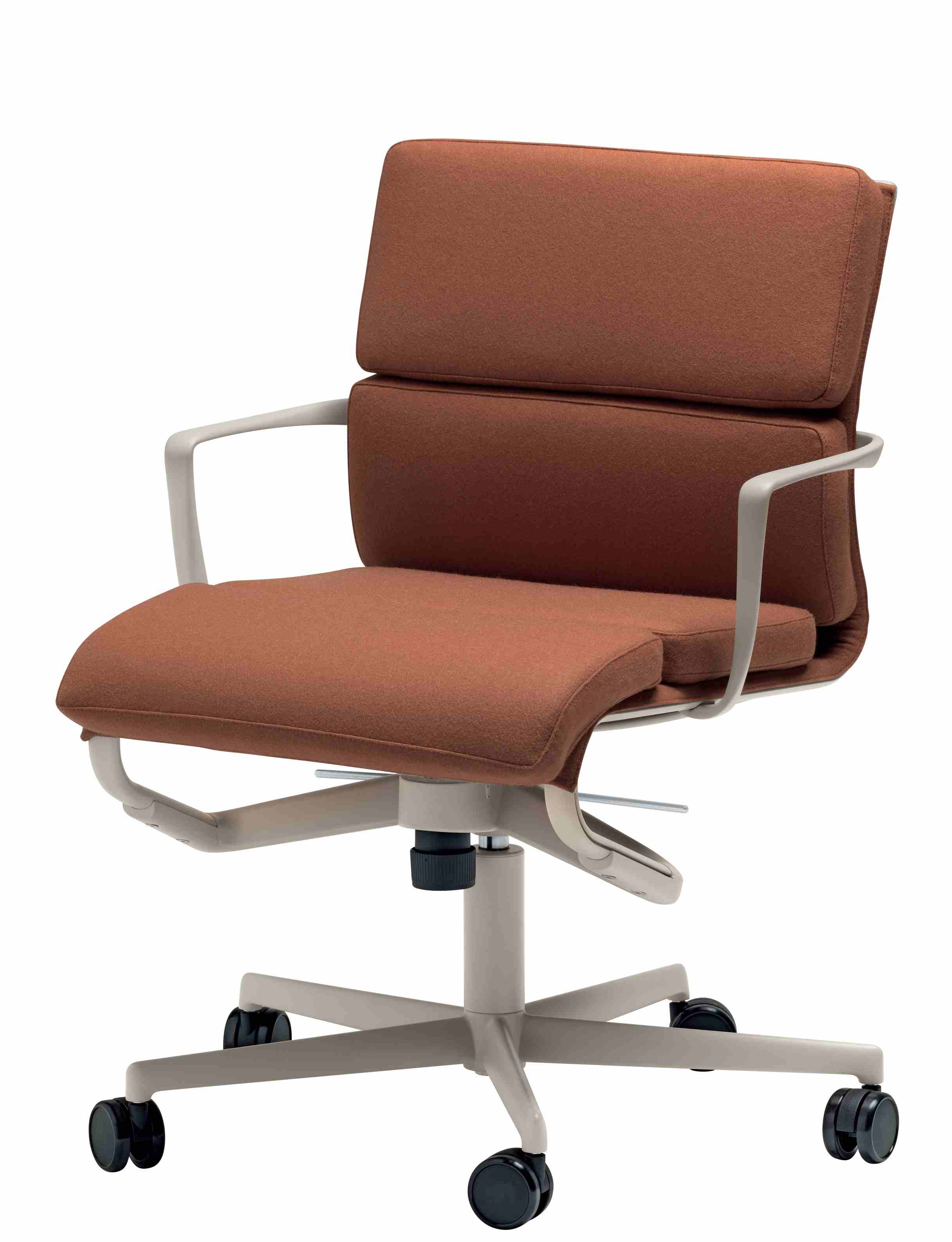 Rollingframe 52 Soft Swivel Chair 474 Alias