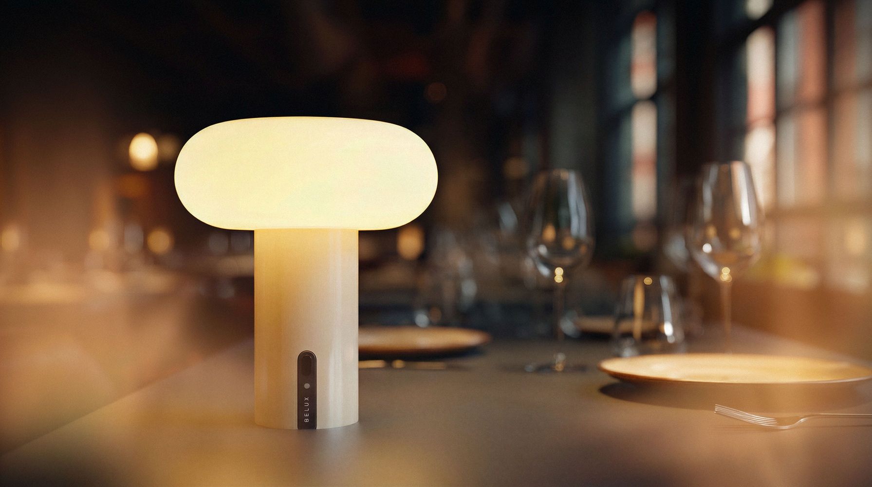 Oto Portable Rechargeable lamp / Table Lamp Belux