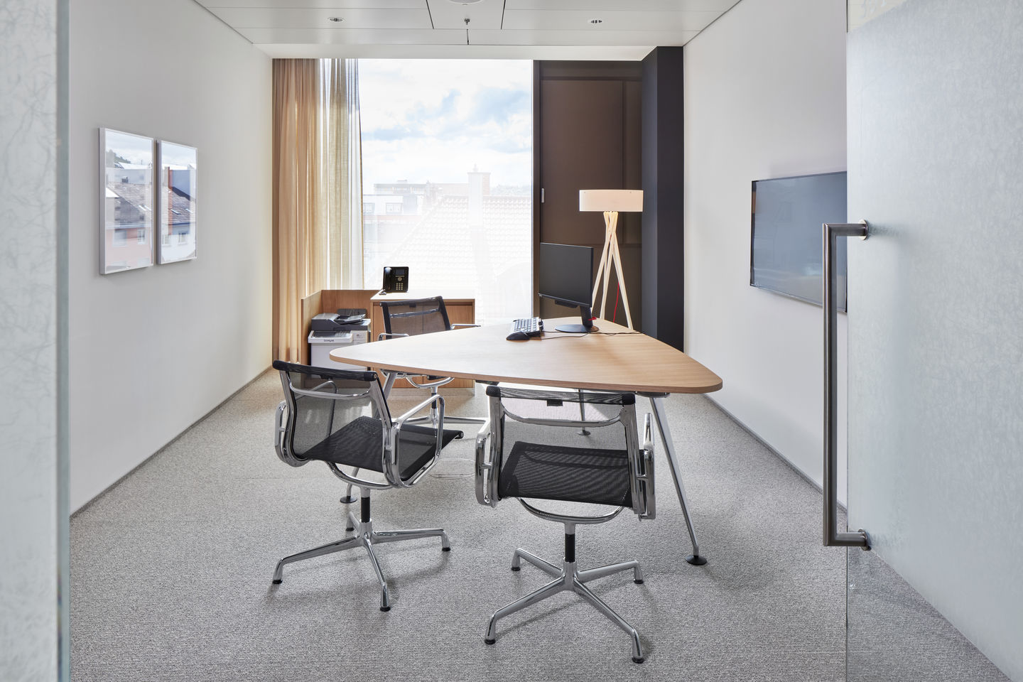 Aluminum Chair EA 103 / EA103 Chair Vitra