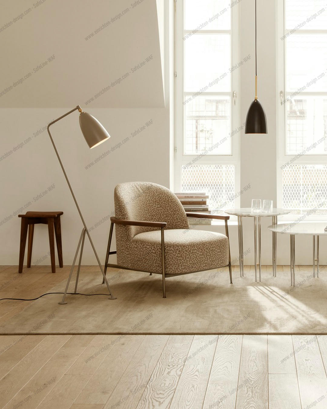 Gräshoppa / Grashoppa Floor light Gubi