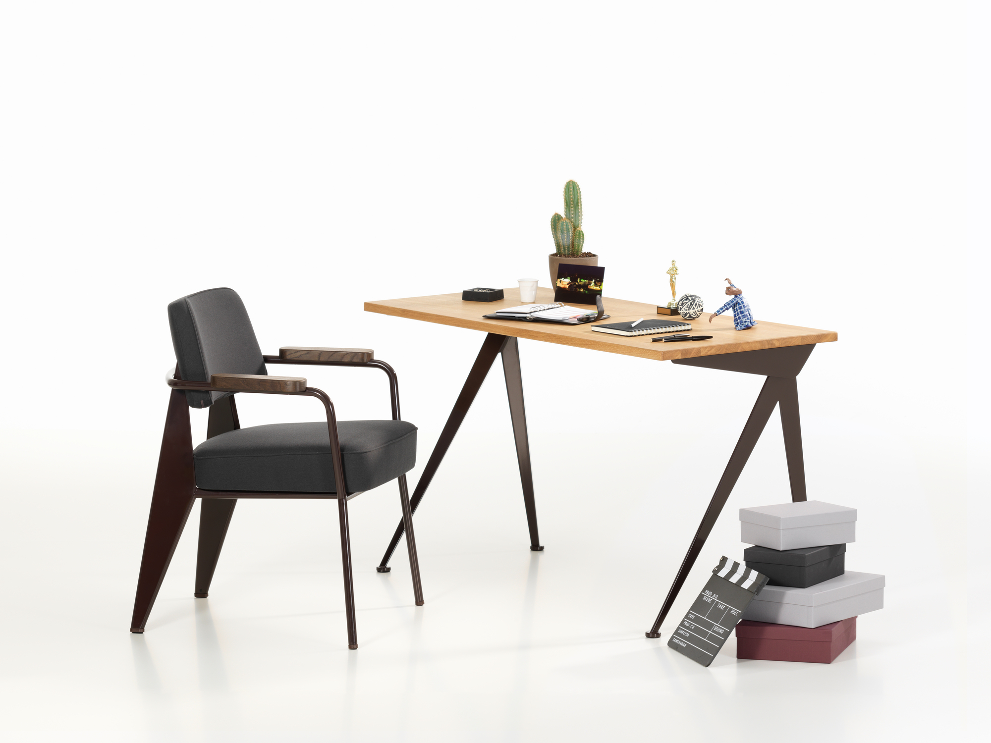 Compas Direction Desk Vitra Vitra