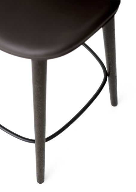 Lodge counter stool dark oak / leather dark brown Vipp