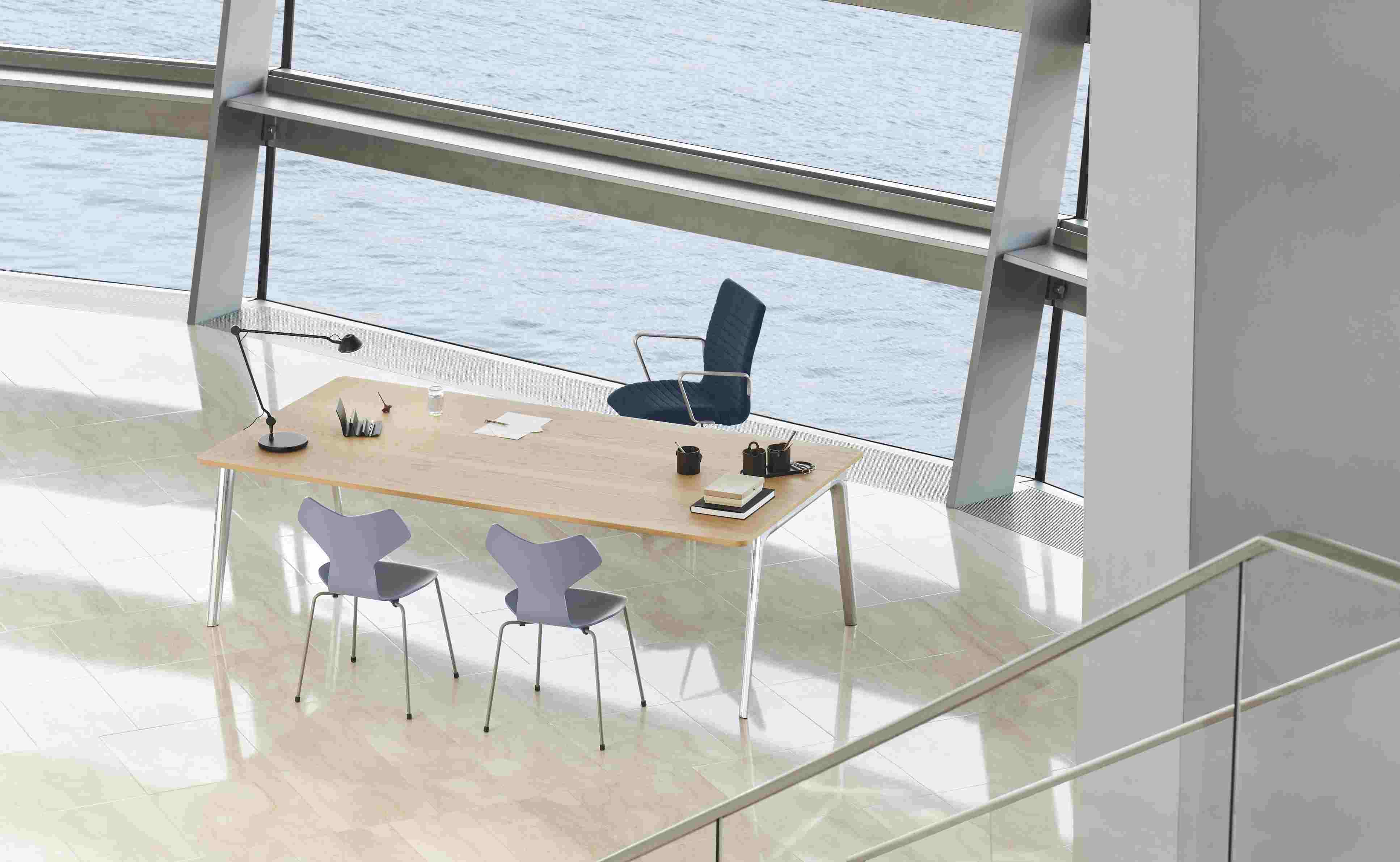 Grand Prix Chair Fritz Hansen 