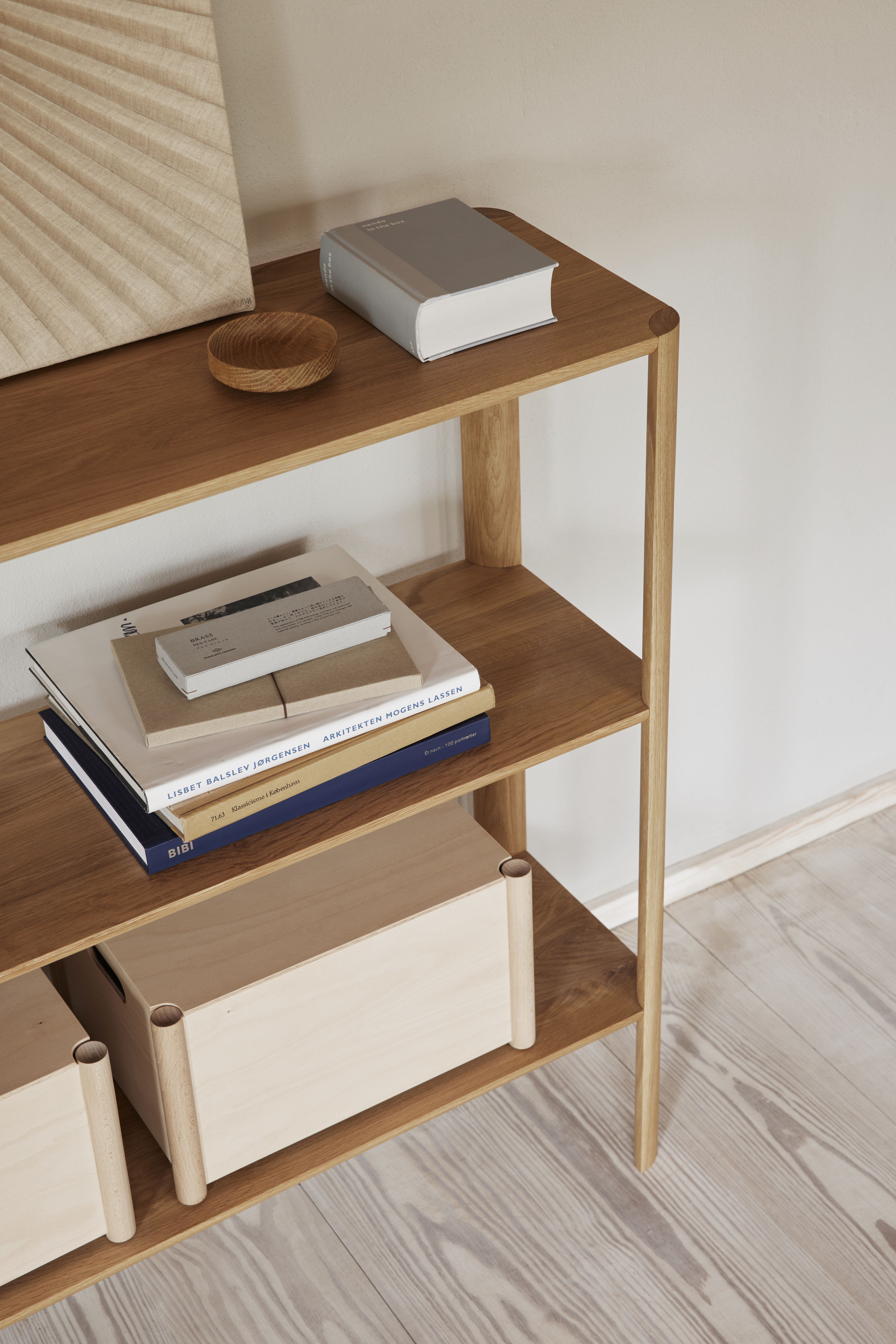 Leaf Shelf 1x3 Oak oiled Form & Refine