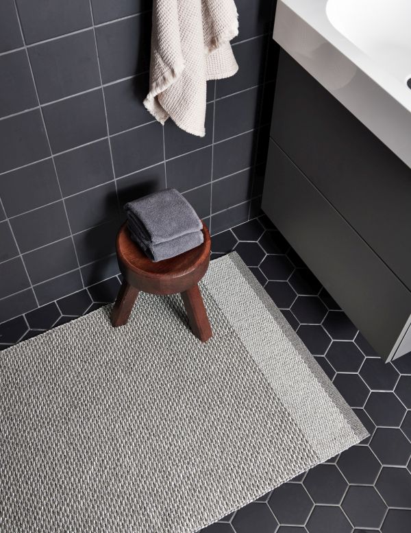 Edit Rug 70 x 300cm Pappelina