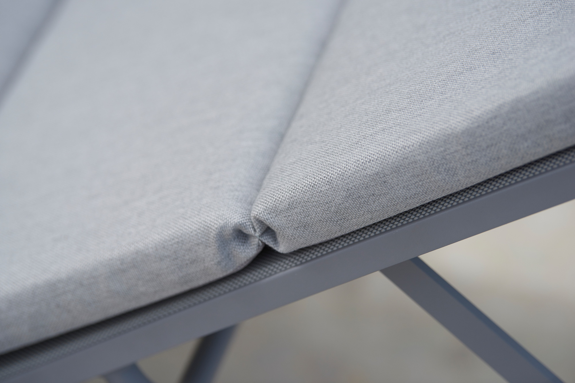Relax Outdoor Cushion for Sun lounger Cane-Line light gray