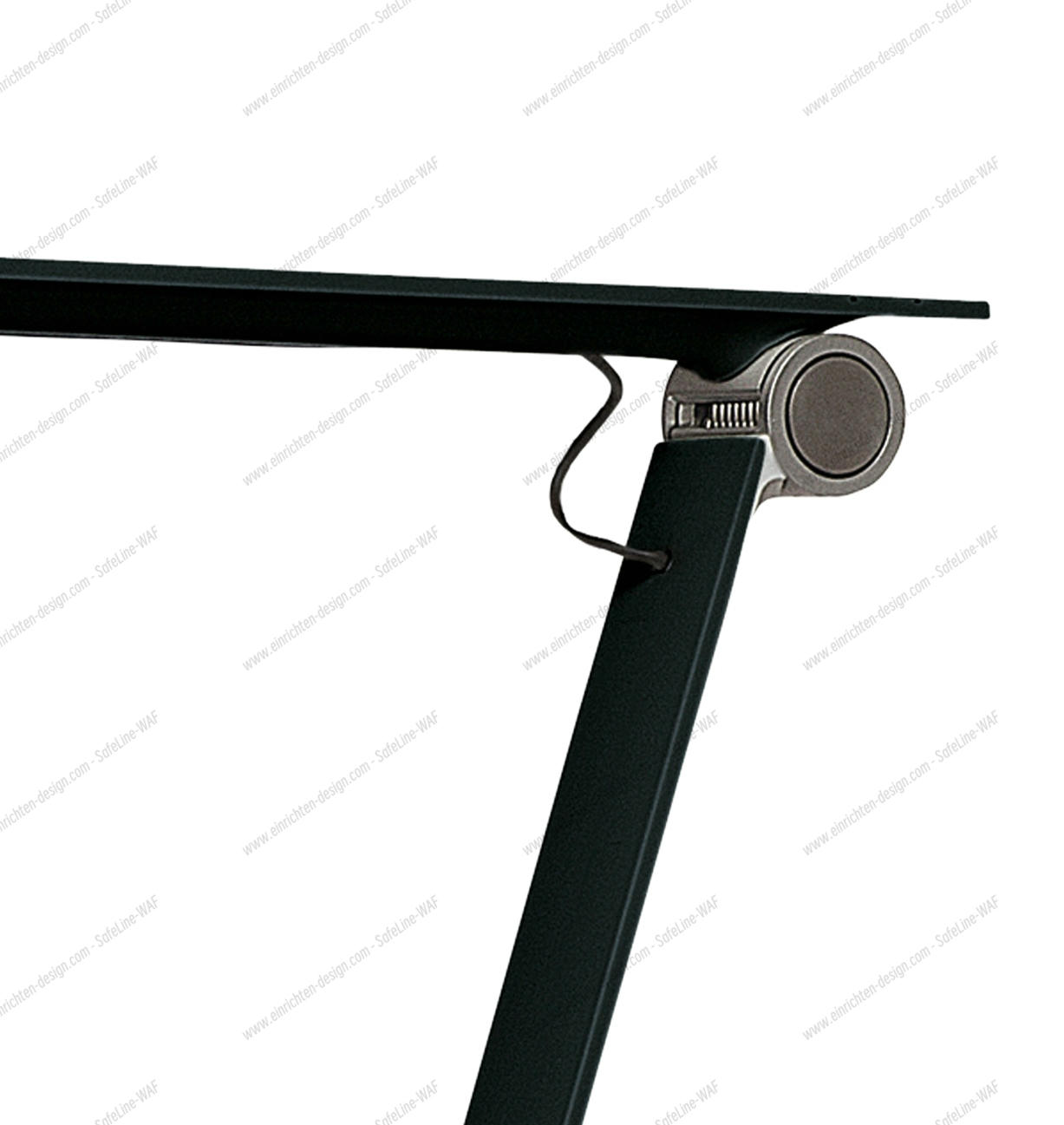 NJP table lamp Louis Poulsen