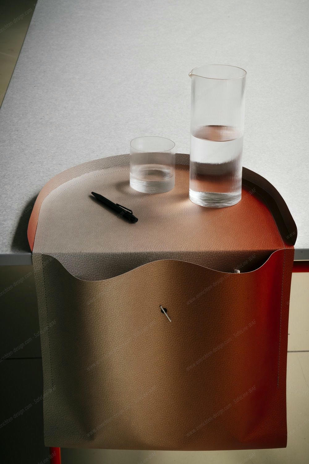 Salto Paper furniture / Organizer Richard Lampert