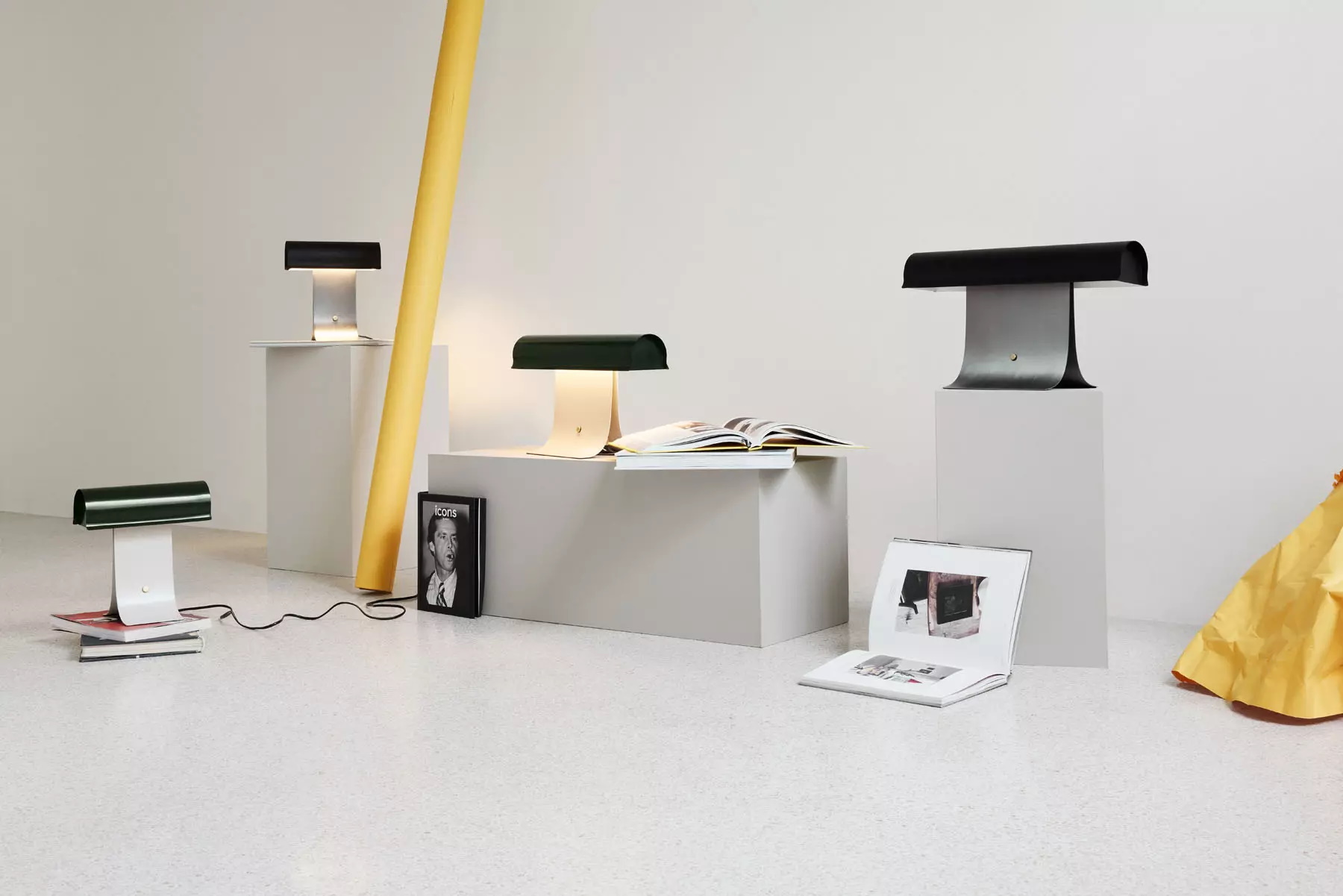 Archive table lamp W25cm black Northern