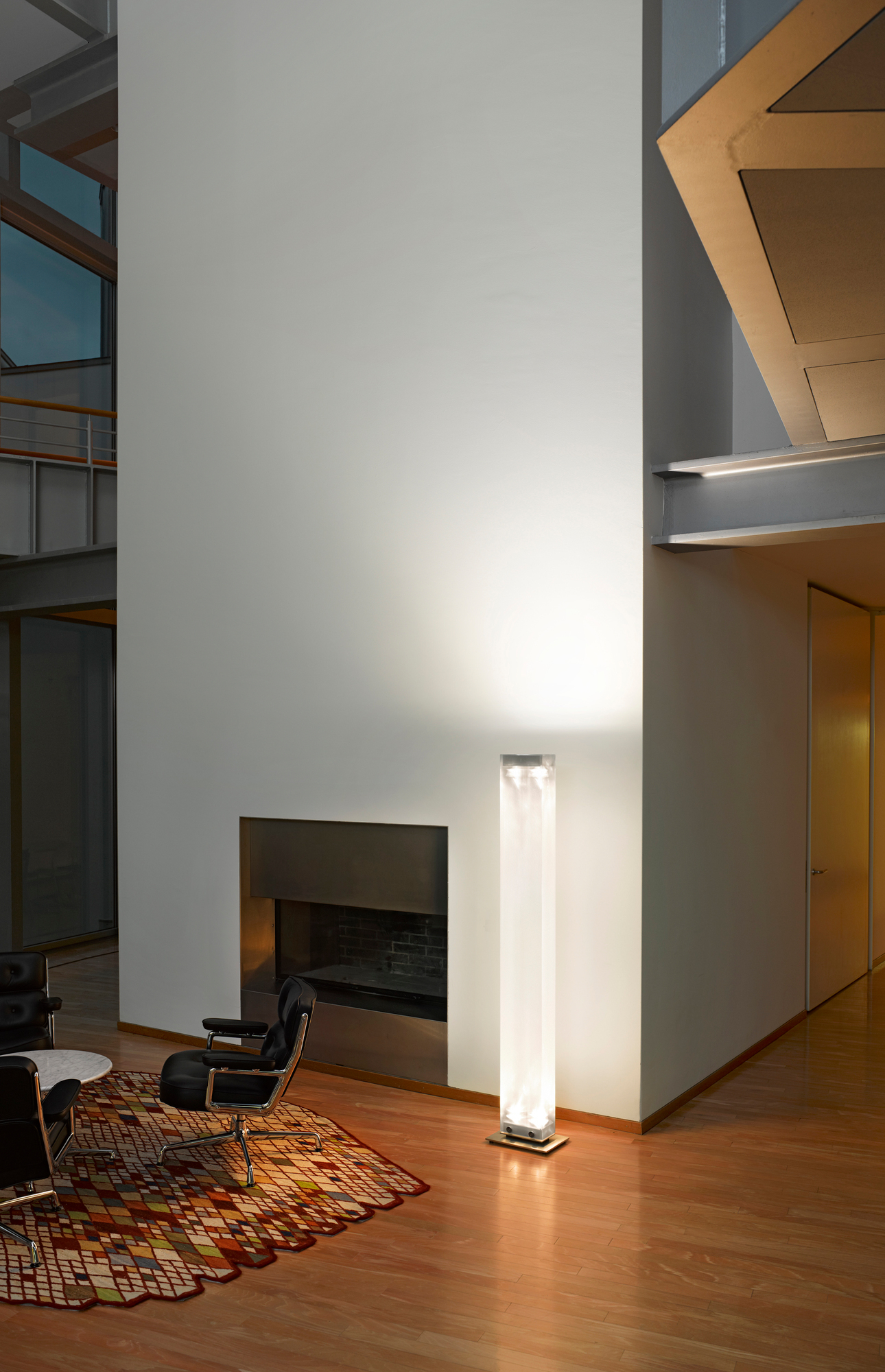 Twilight LED Floor Lamp Belux
