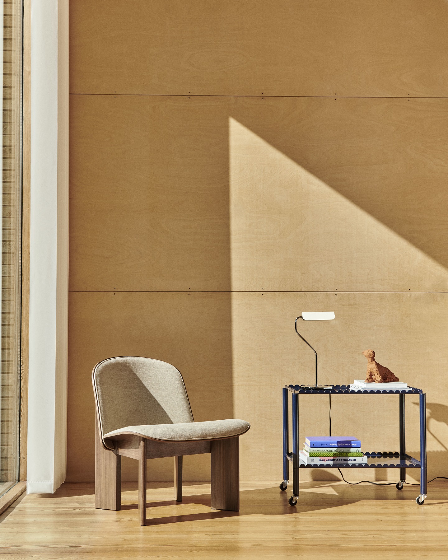 Apex Table Lamp Oyster Table Lamp Hay