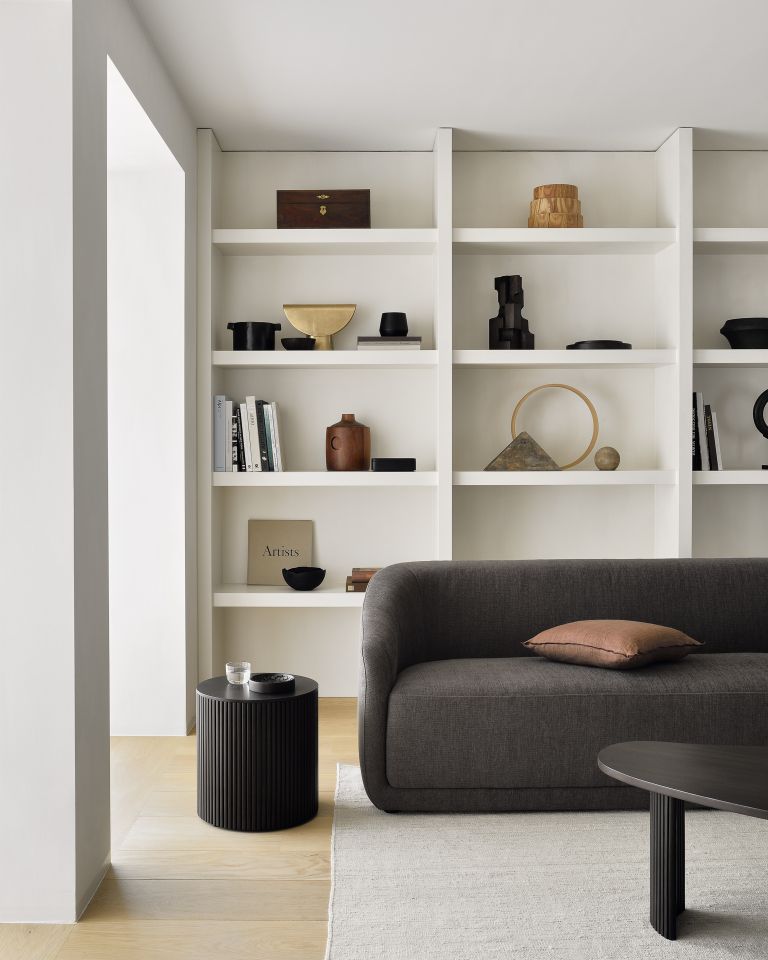 Roller Max Side Table Round Dark Brown Ethnicraft