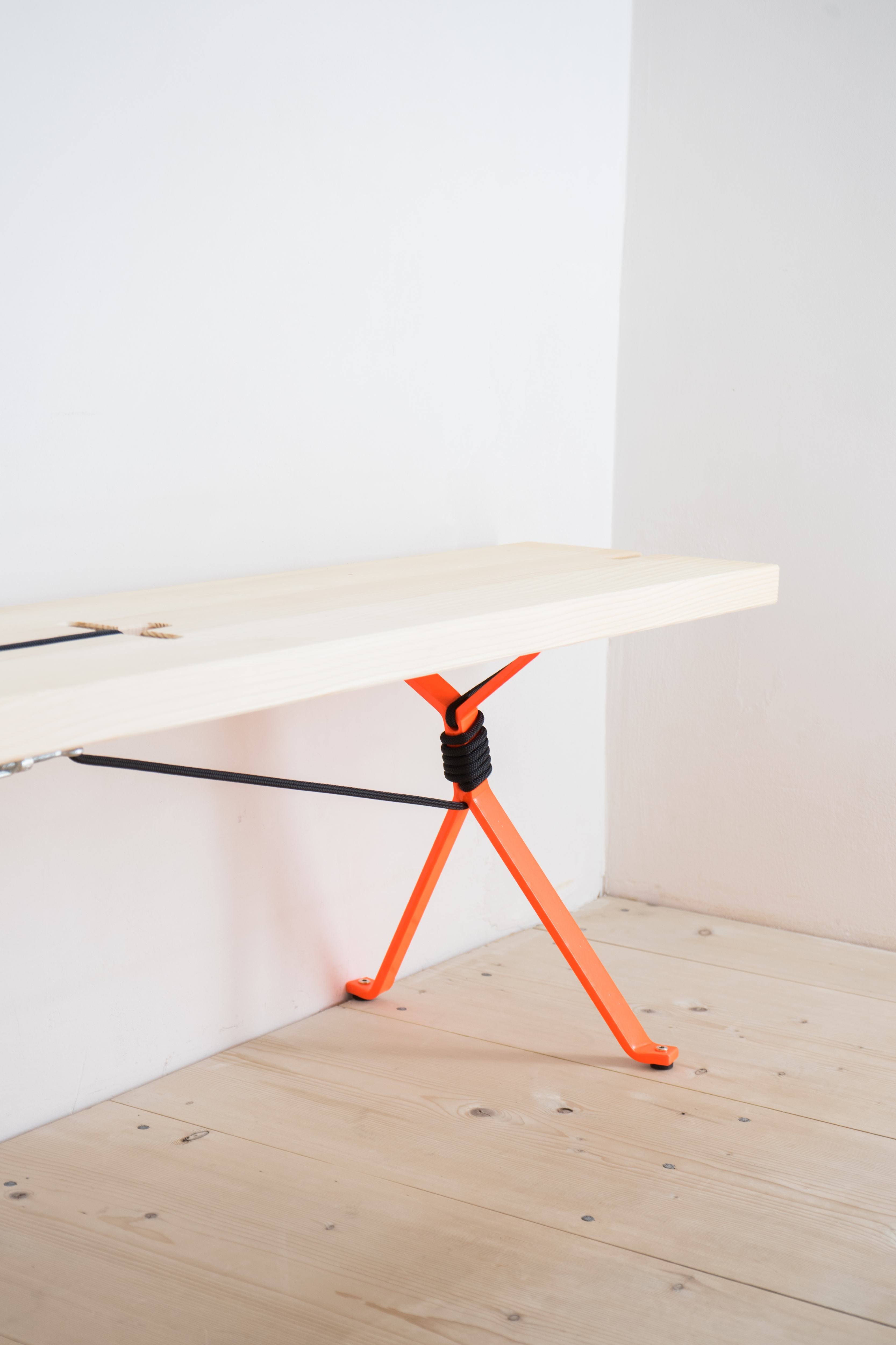 Kampenwand Bench Nils Holger Moormann
