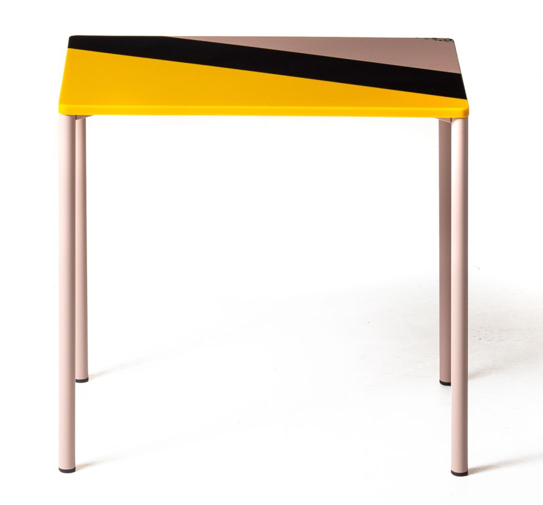 Fishbone Table 54x34x50 yellow Moroso