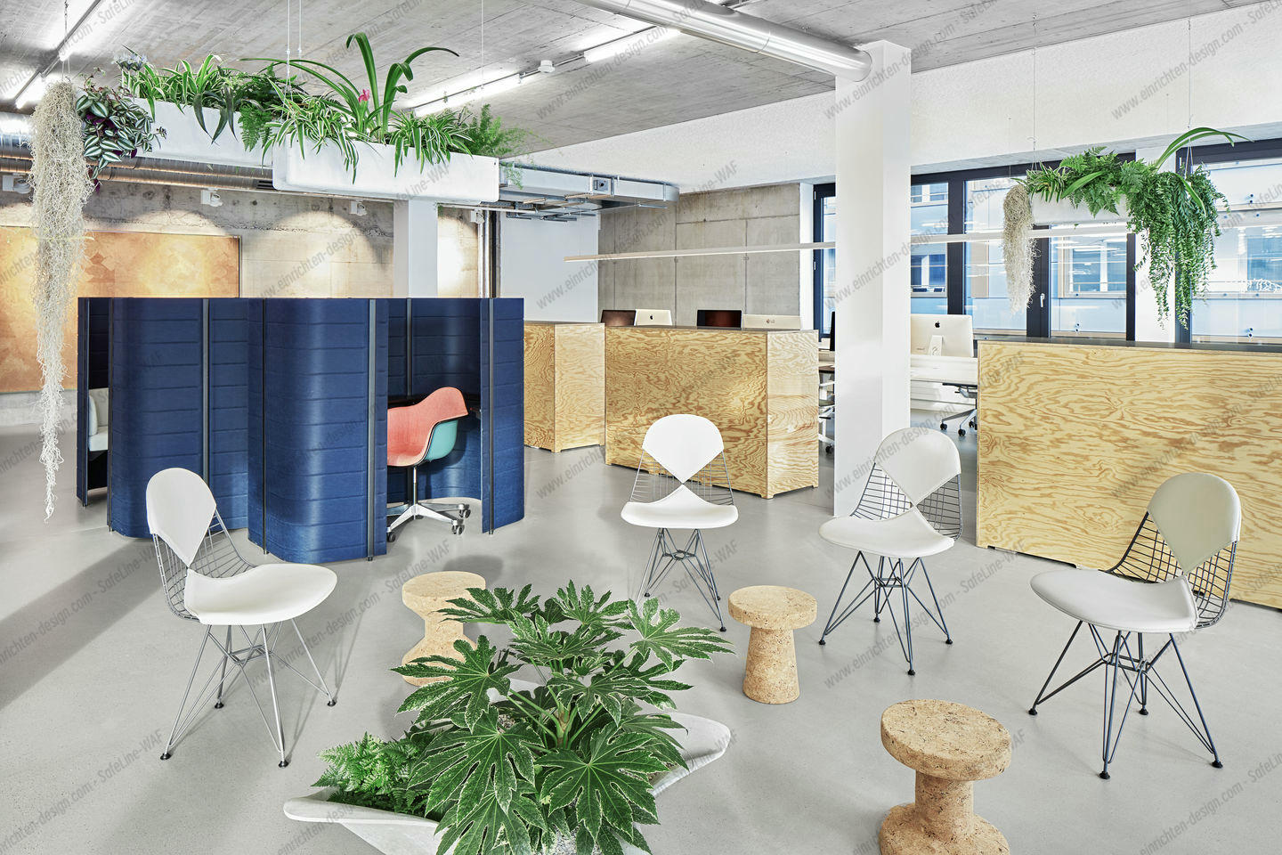 DKR-2 Wire Chair with seat and back cushion Vitra