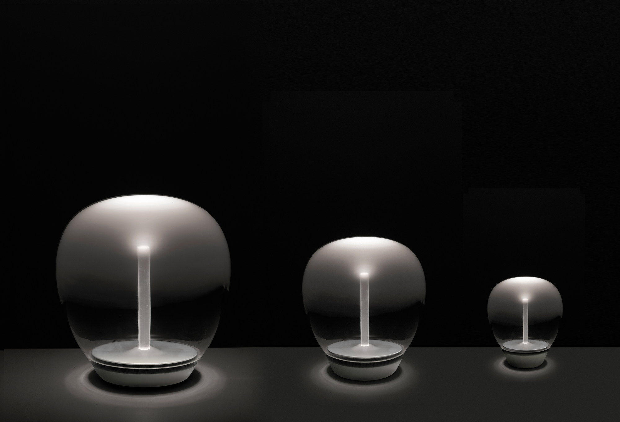 Empatia 16 table lamp Artemide