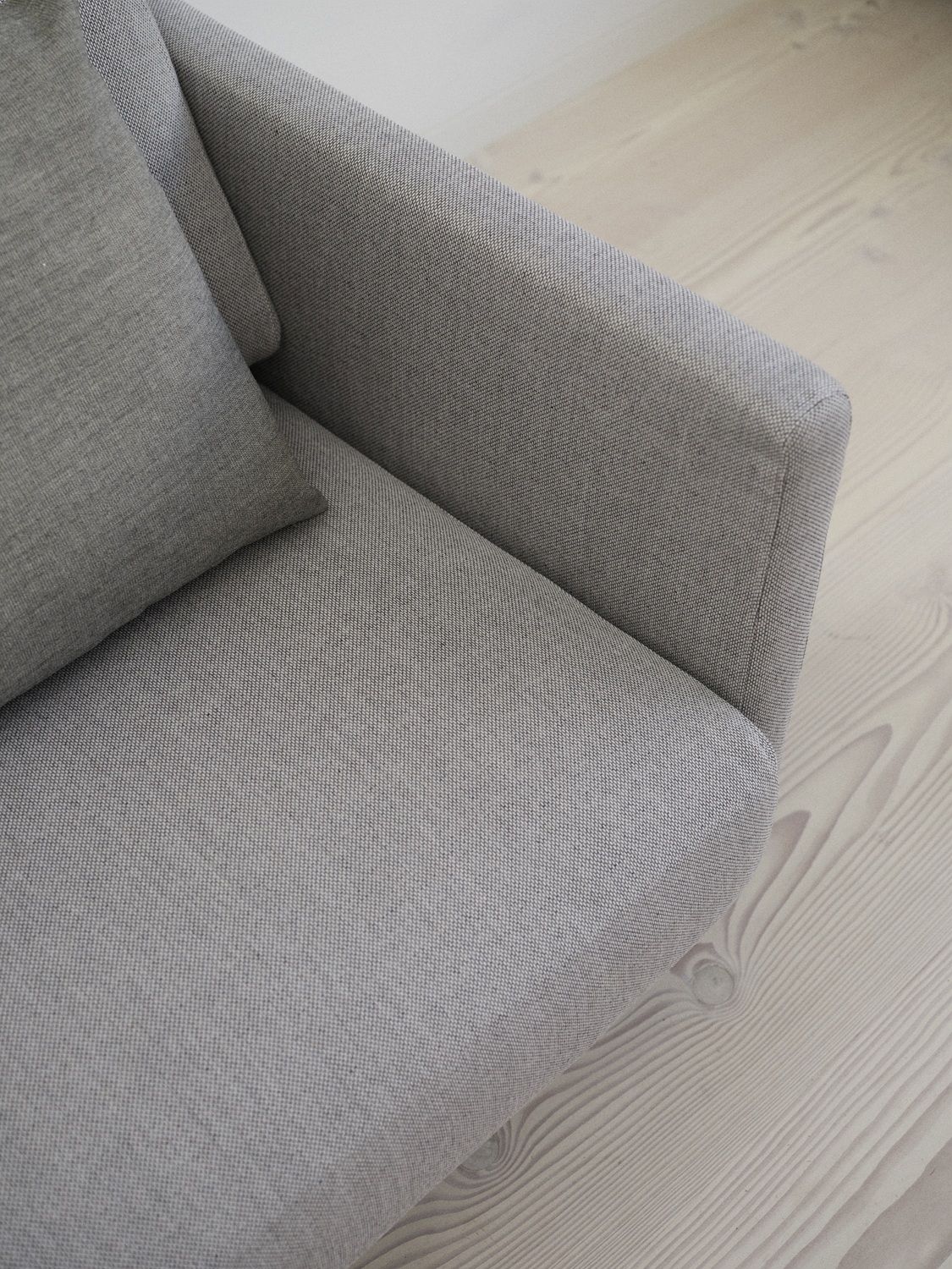 MEGHAN Sofa / Sofa bed Softline