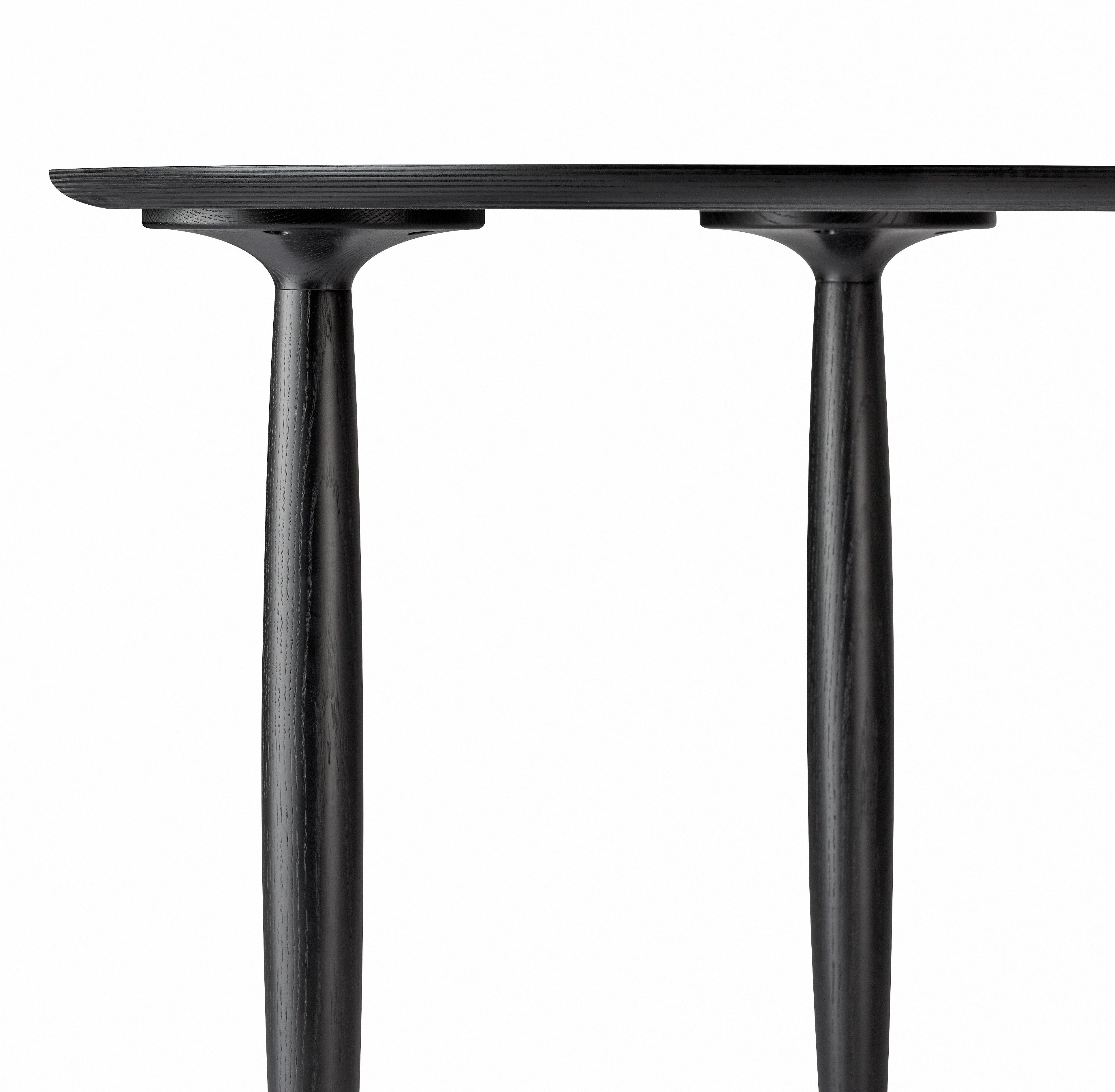 Oku Dining Table Round Black Oak Norr11