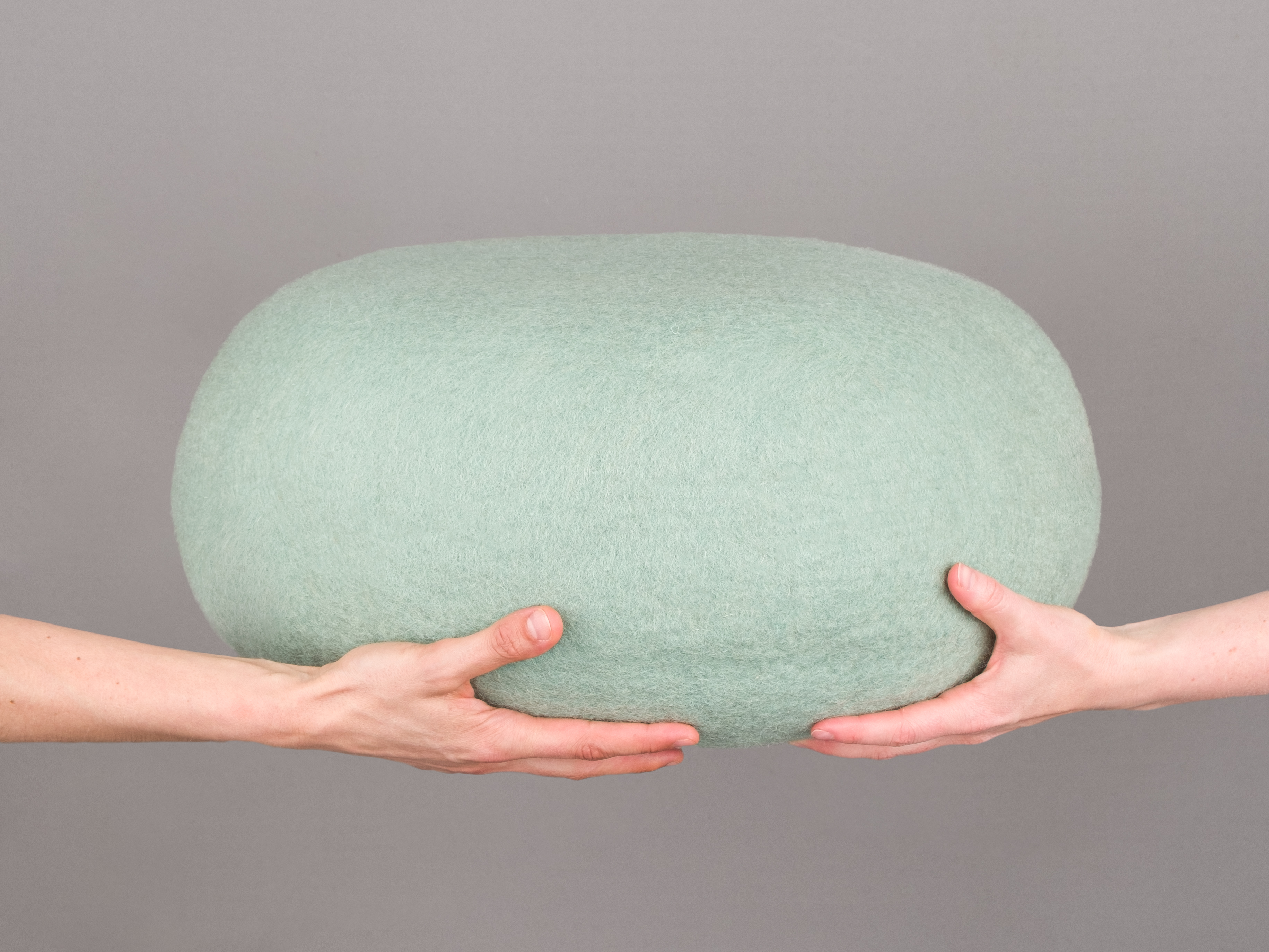 Felt Colour Pouf M Fine myfelt
